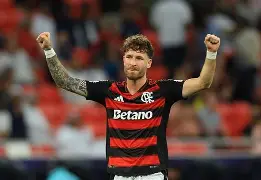 leo pereira flamengo