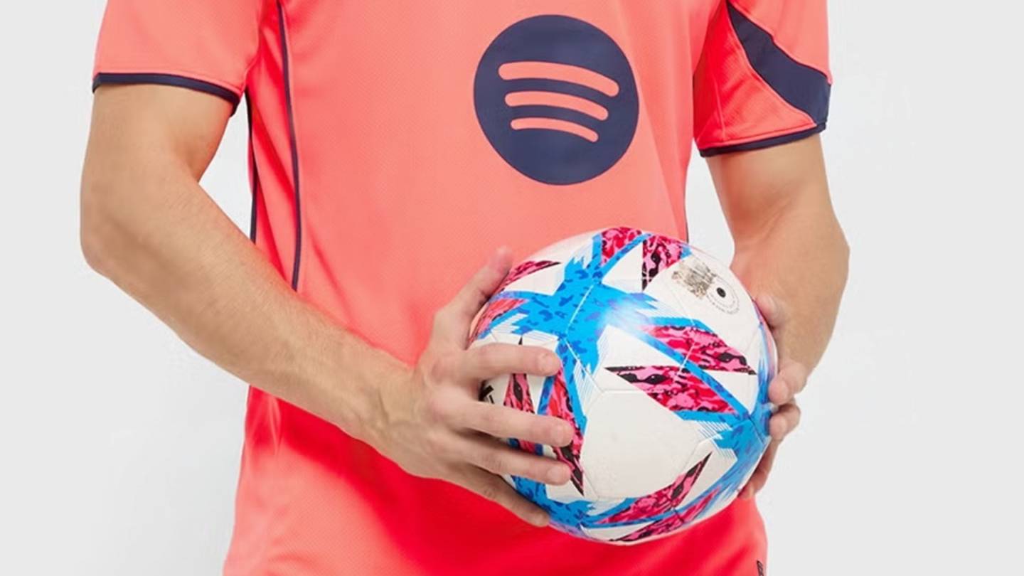 Barcelona’s Total 90-inspired 2025/26 third kit leaked