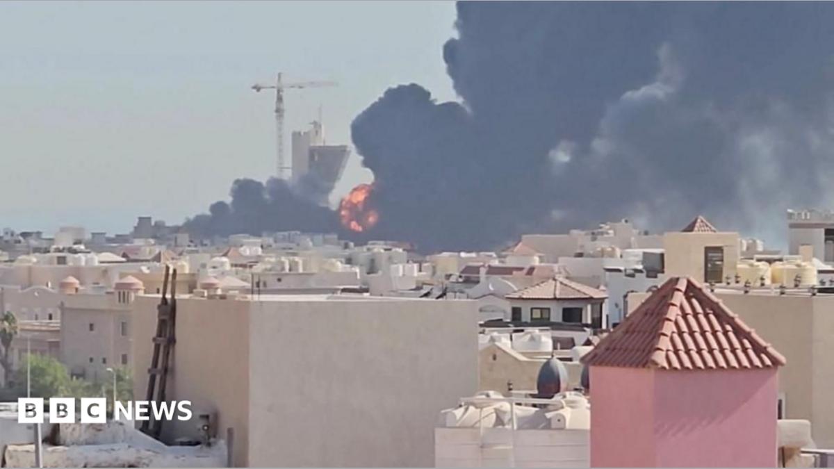 US and Iran exchange strikes after two US soldiers killed in Jordan