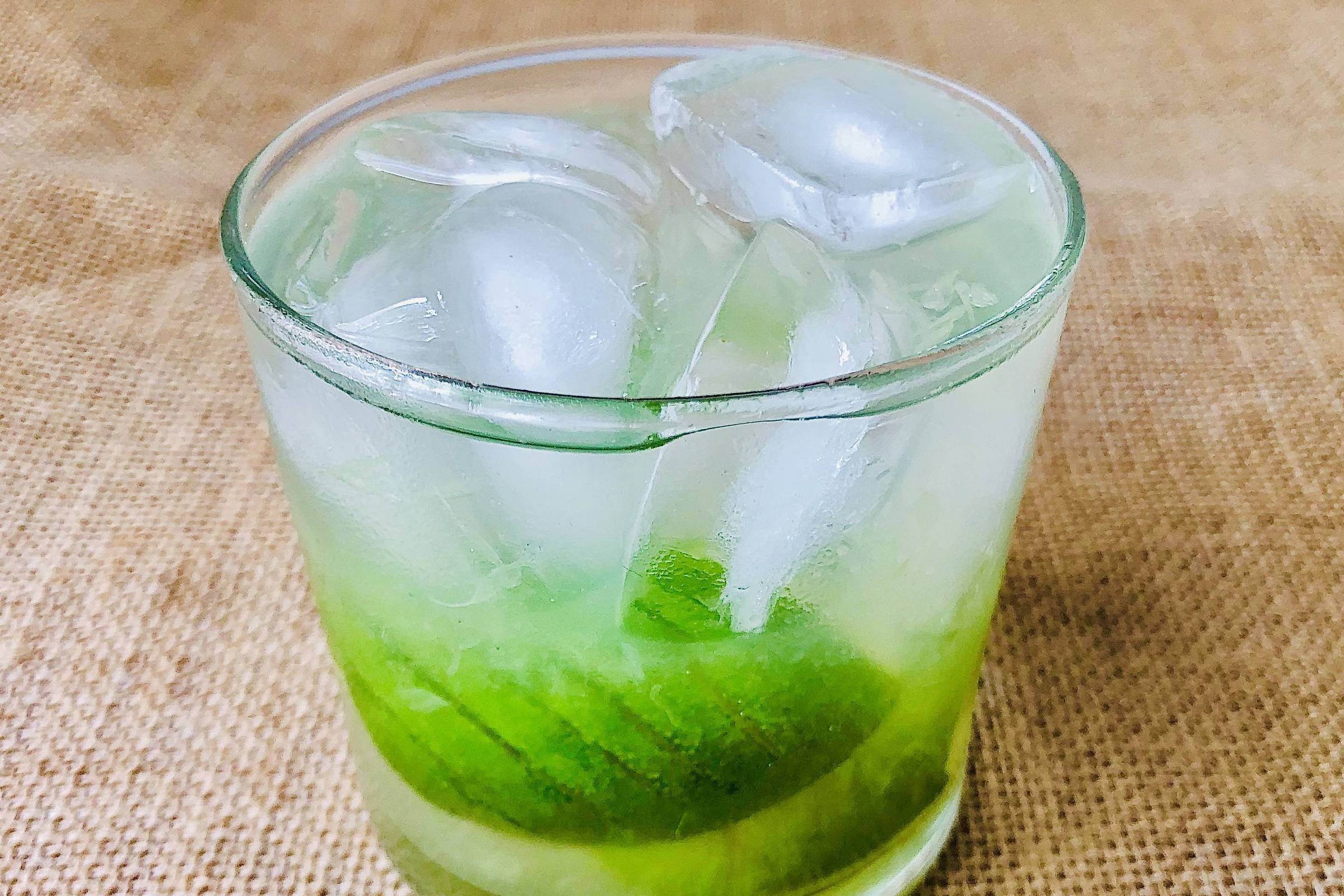 Homem cobra mais de R$ 8 mil por caipirinha e é preso – 22/07/2026 – Cotidiano