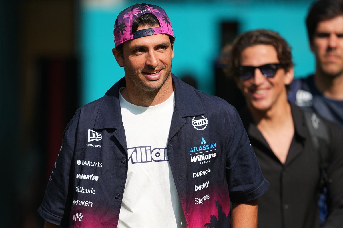 Williams under fire as Carlos Sainz is “getting nowhere” in bid to turn team around