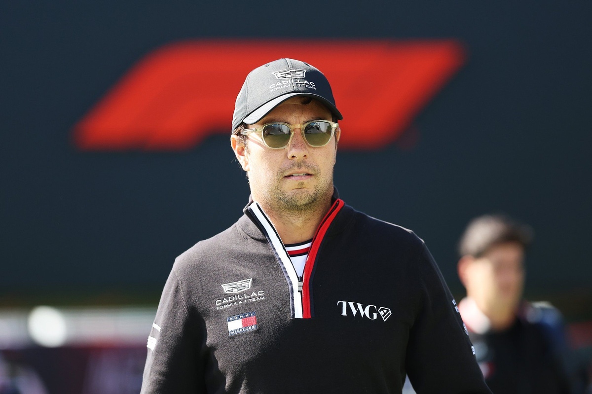 Sergio Perez considered permanent F1 exit after “toxic” end to Red Bull stint