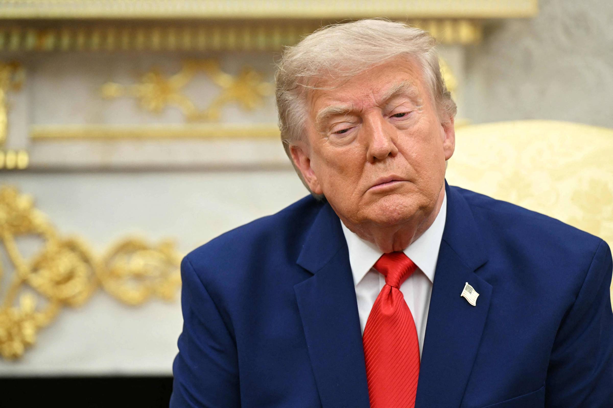 Trump tarifa medicamento genérico em 100% a partir de 2028 – 21/07/2026 – Economia