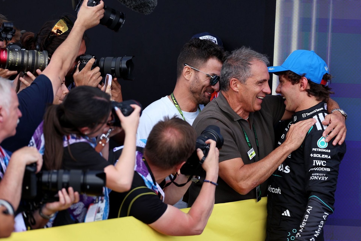 “I’m gonna stretch your neck like a chicken” – Kimi Antonelli explains father’s tough love after F1 mistakes