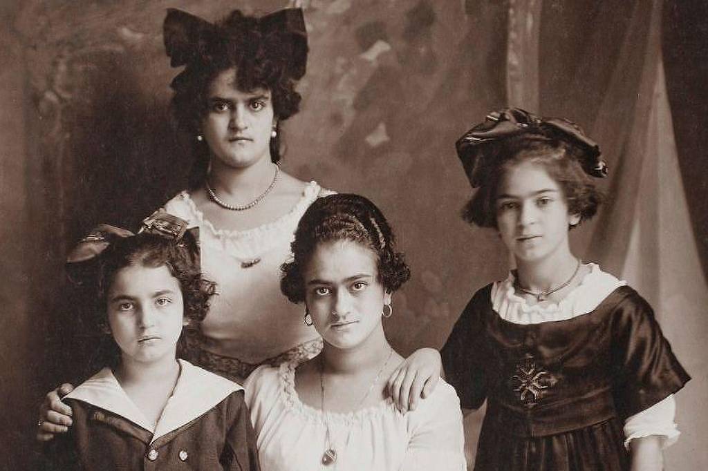 Frida Kahlo: quem foram as irmãs da artista mexicana – 25/07/2026 – Ilustrada