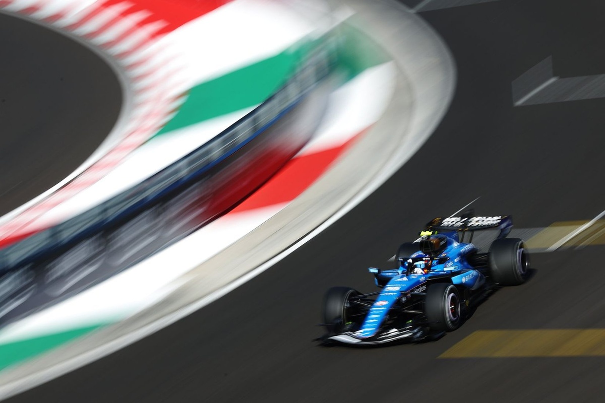 Struggling Williams must be inspired by Aston Martin’s improvement