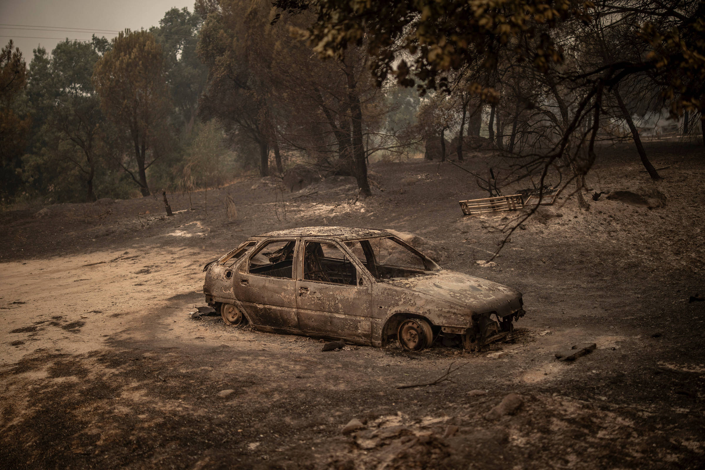 Avanço de incêndios desacelera na Espanha – 27/07/2026 – Ambiente