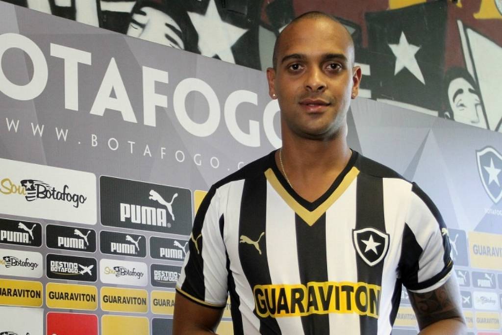 Ex-jogador é uma das vítimas de desabamento de muro no Rio – 30/07/2026 – Cotidiano