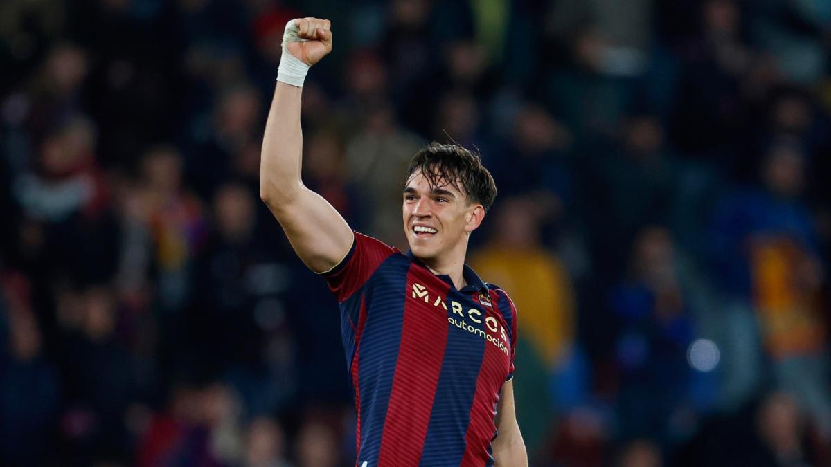 Mercado de fichajes, en directo | Altas, bajas y última hora del Real Madrid, Barcelona hoy, en vivo…