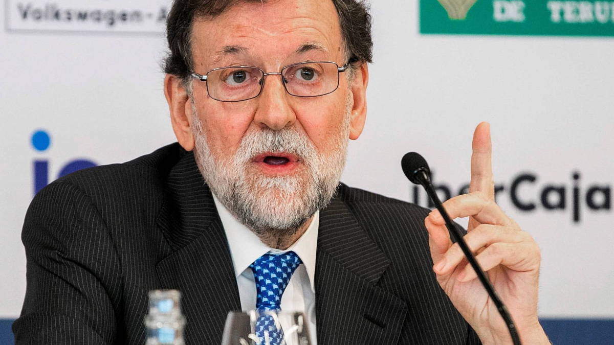 Les interesa más chivarse a un ministro extranjero