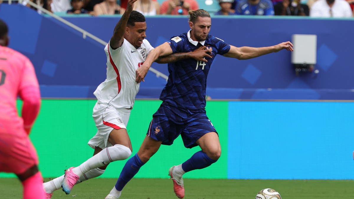 Tremenda rajada de Rabiot contra sus compañeros