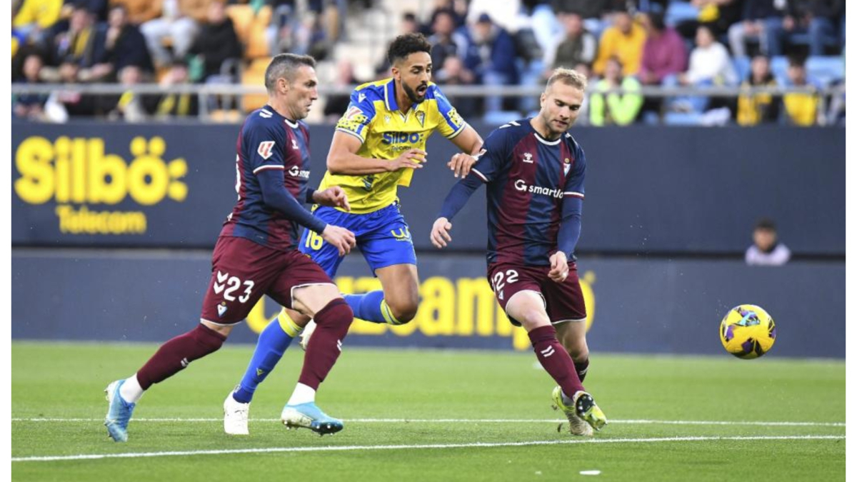 Arambarri rescinde con el Eibar y ficha por el Mirandés