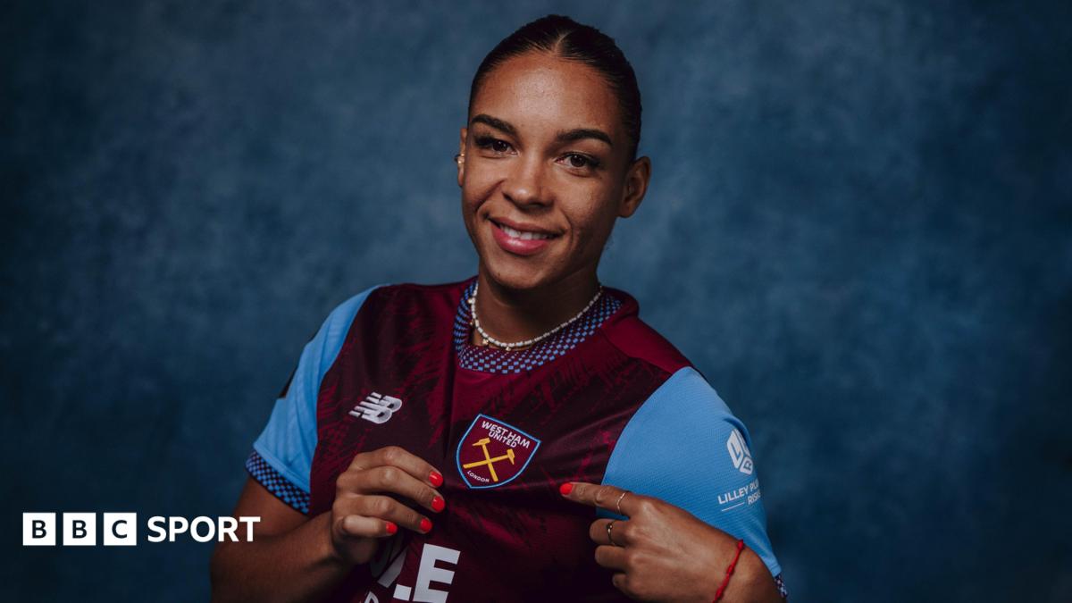 France defender Estelle Cascarino joins West Ham permanently