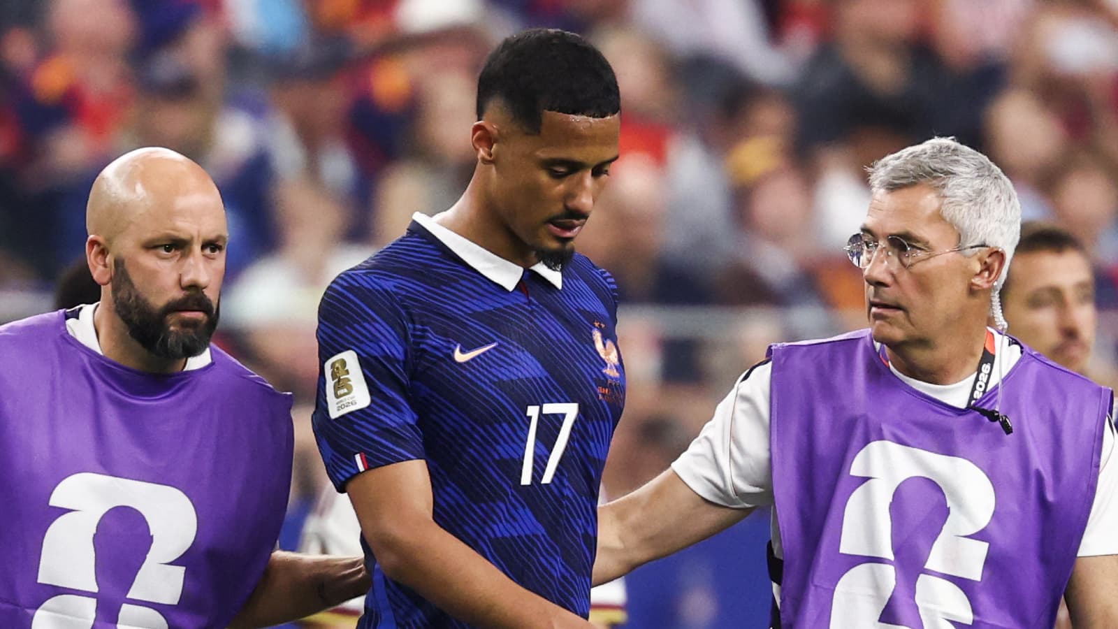 Arsenal sort du silence sur la blessure de Saliba et confirme une blessure grave