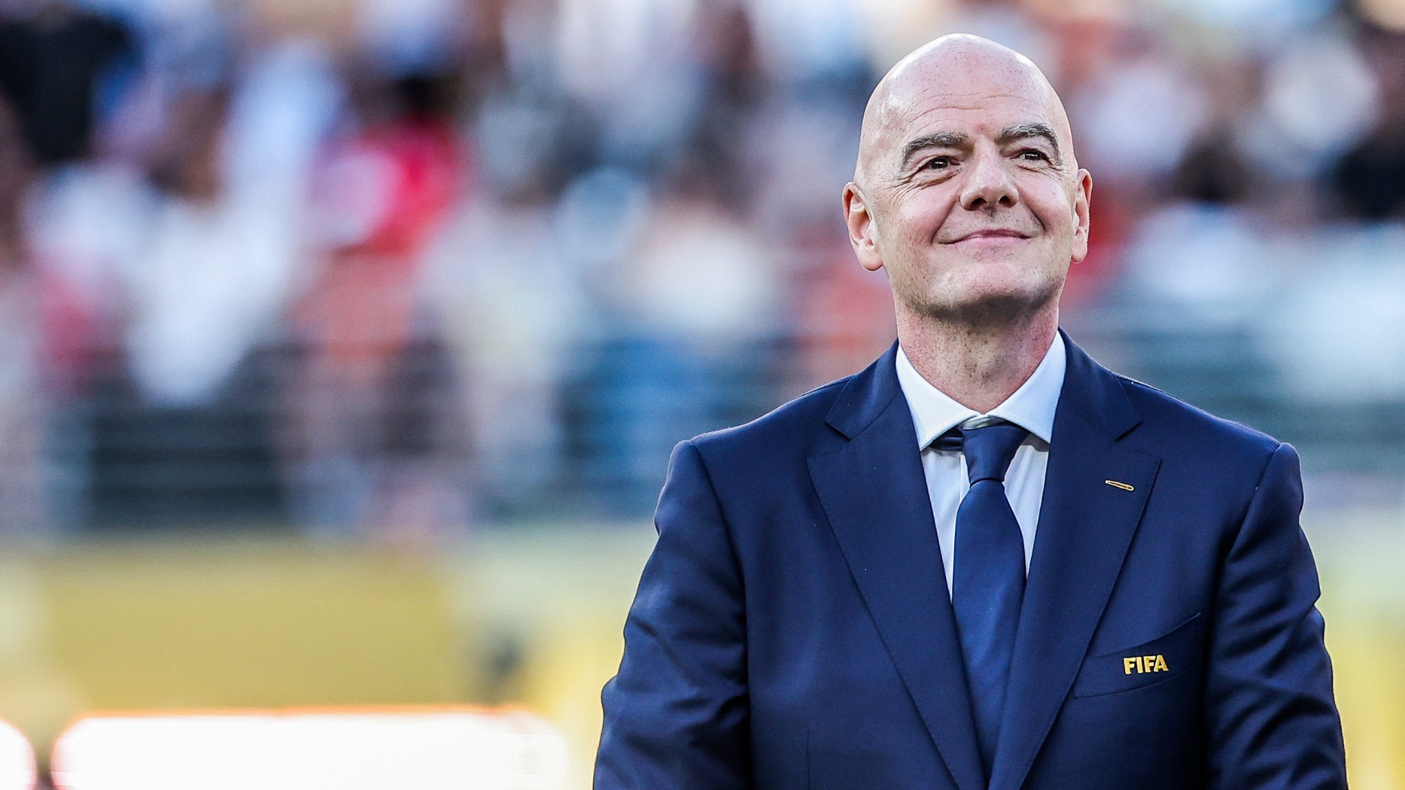 suivez toutes les infos et les réactions au projet controversé de la Fifa en live