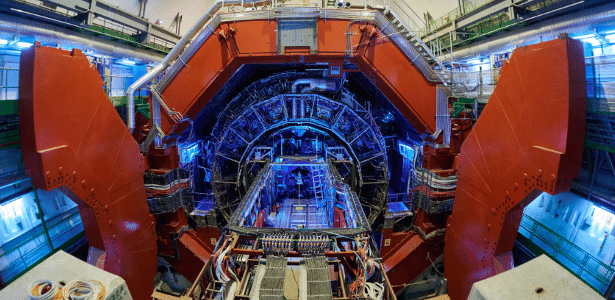 Por que desligaram acelerador de partículas do Cern? Não tem a ver com ETs