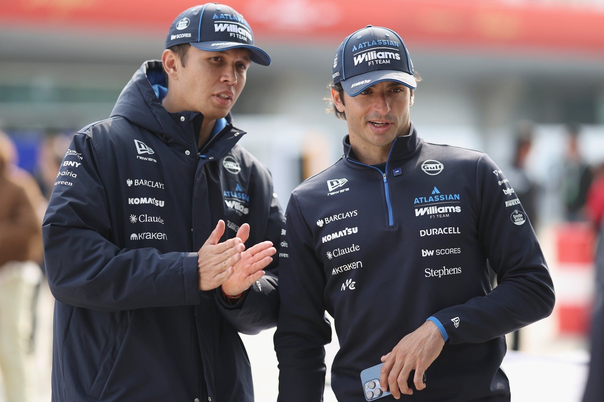 James Vowles details how Williams maintains Carlos Sainz and Alex Albon’s trust