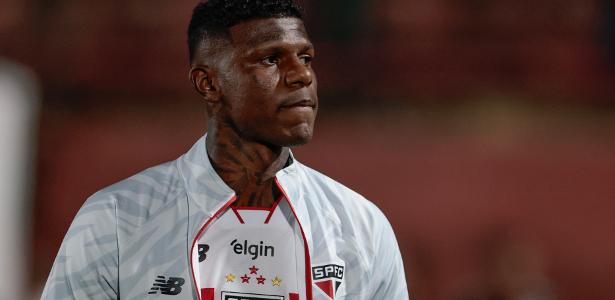 São Paulo tem Arboleda titular contra Athletico na volta da Copa; veja time