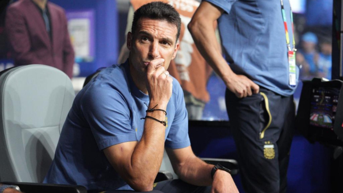 Scaloni: "Este equipo cuando mejor juega es cuando estamos en dificultad"