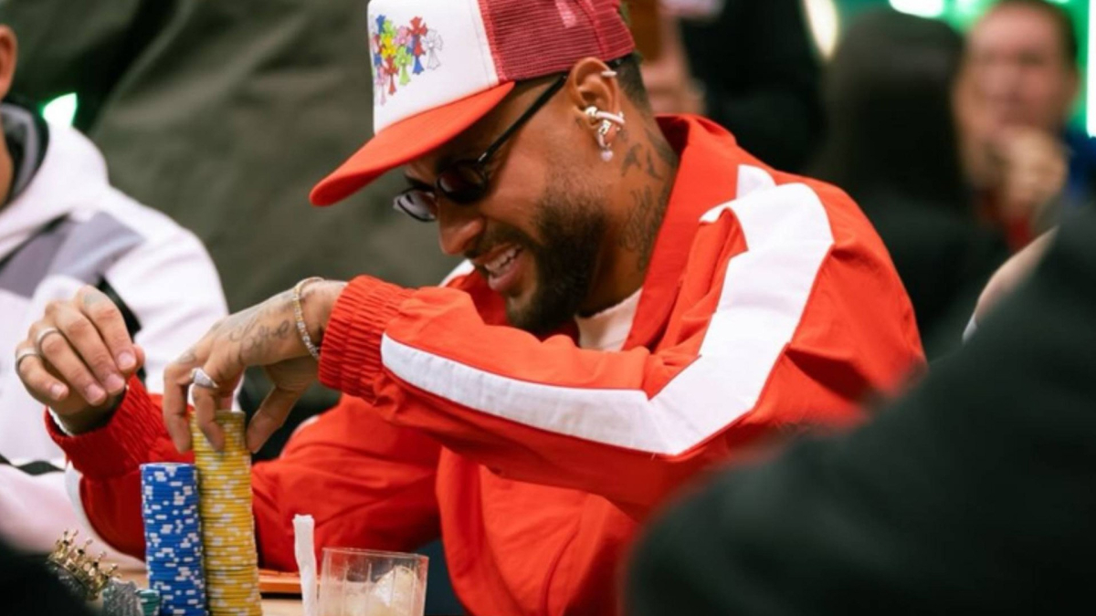 Neymar se defiende por jugar en un torneo de póquer mientras jugaba su equipo: “Era mi día libre”