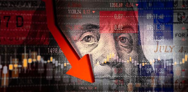Dólar abre influenciado por reação dos investidores a balanços de Big Tech