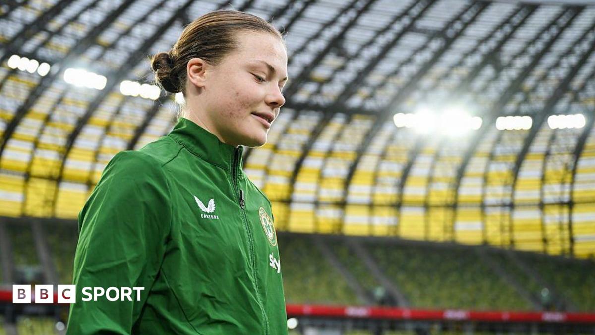 Emily Murphy on verge of joining Brighton from Newcastle