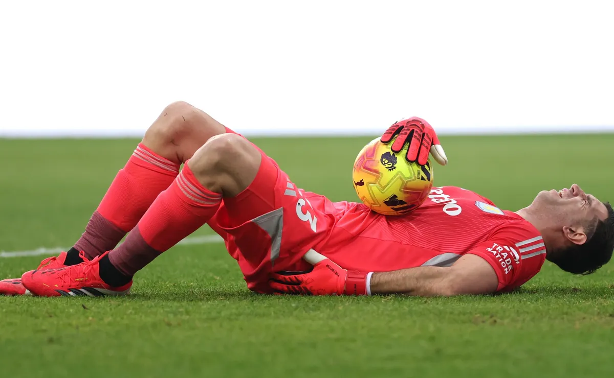 Premier League and English competitions to test new goalkeeper injury rule aimed at stopping time-wasting