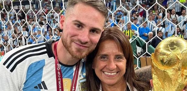 Mãe de jogador argentino é criticada por recusar canto anti-Inglaterra