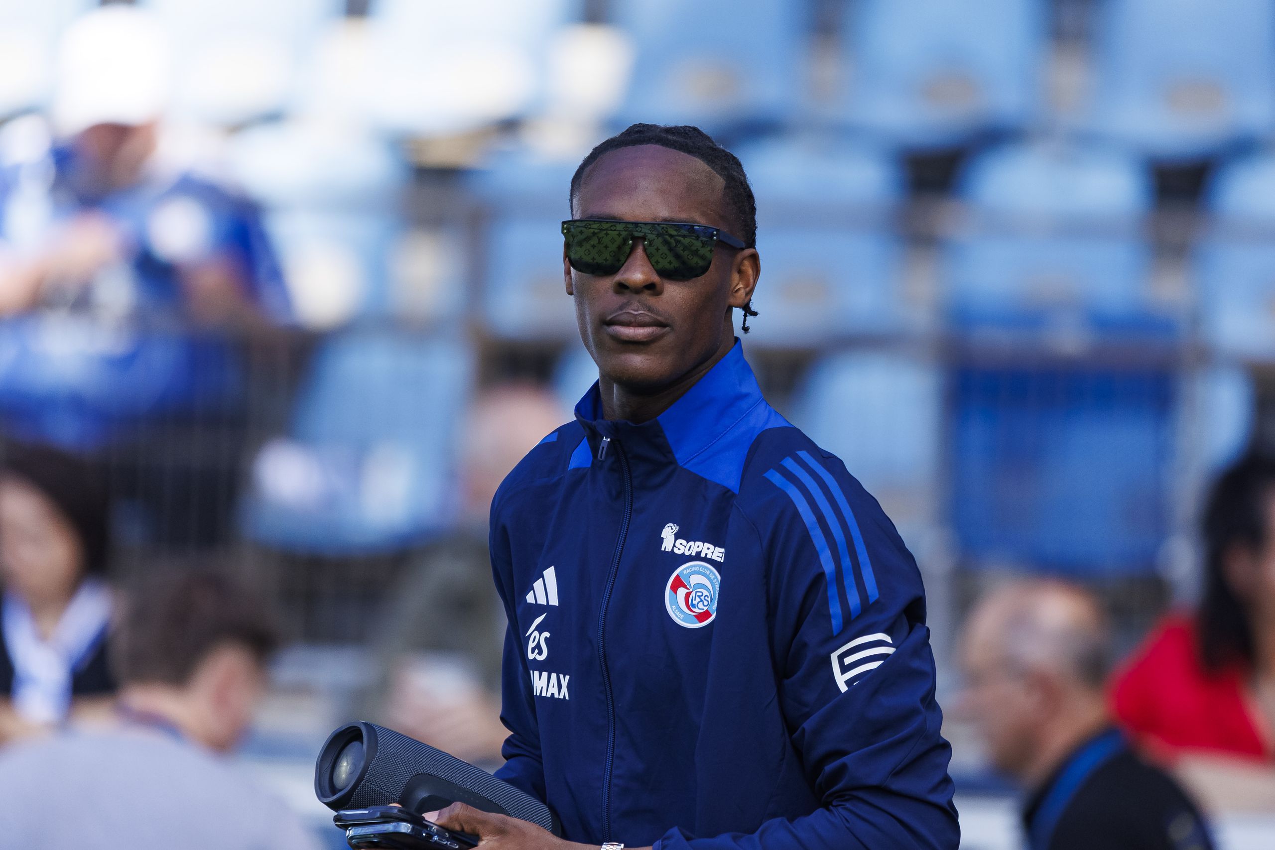 Chelsea already ‘open to sale’ of new signing with history of fan conflict