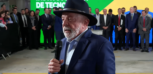 Lula diz que Trump ‘inventa guerra’ e promove ‘pirataria’ em Hormuz