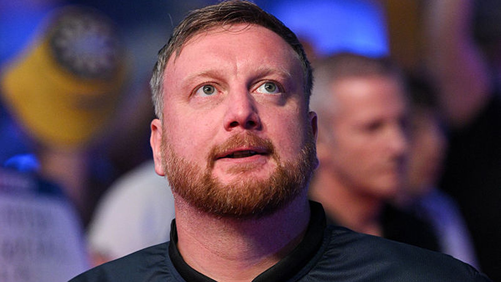 World Matchplay Darts: Cameron Menzies withdraws after becoming unwell on stage during second-round match against Ross Smith | Darts News