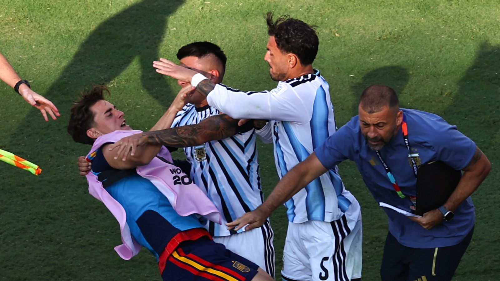 Argentina behaviour after World Cup final was ‘intolerable and unacceptable’ says Spain head coach Luis de la Fuente | Football News