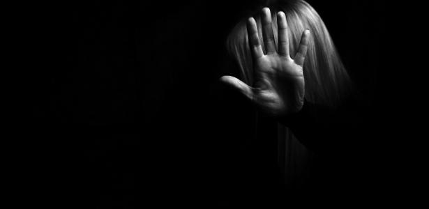 A cada 2h, uma mulher sobrevive a uma tentativa de feminicídio, diz Anuário