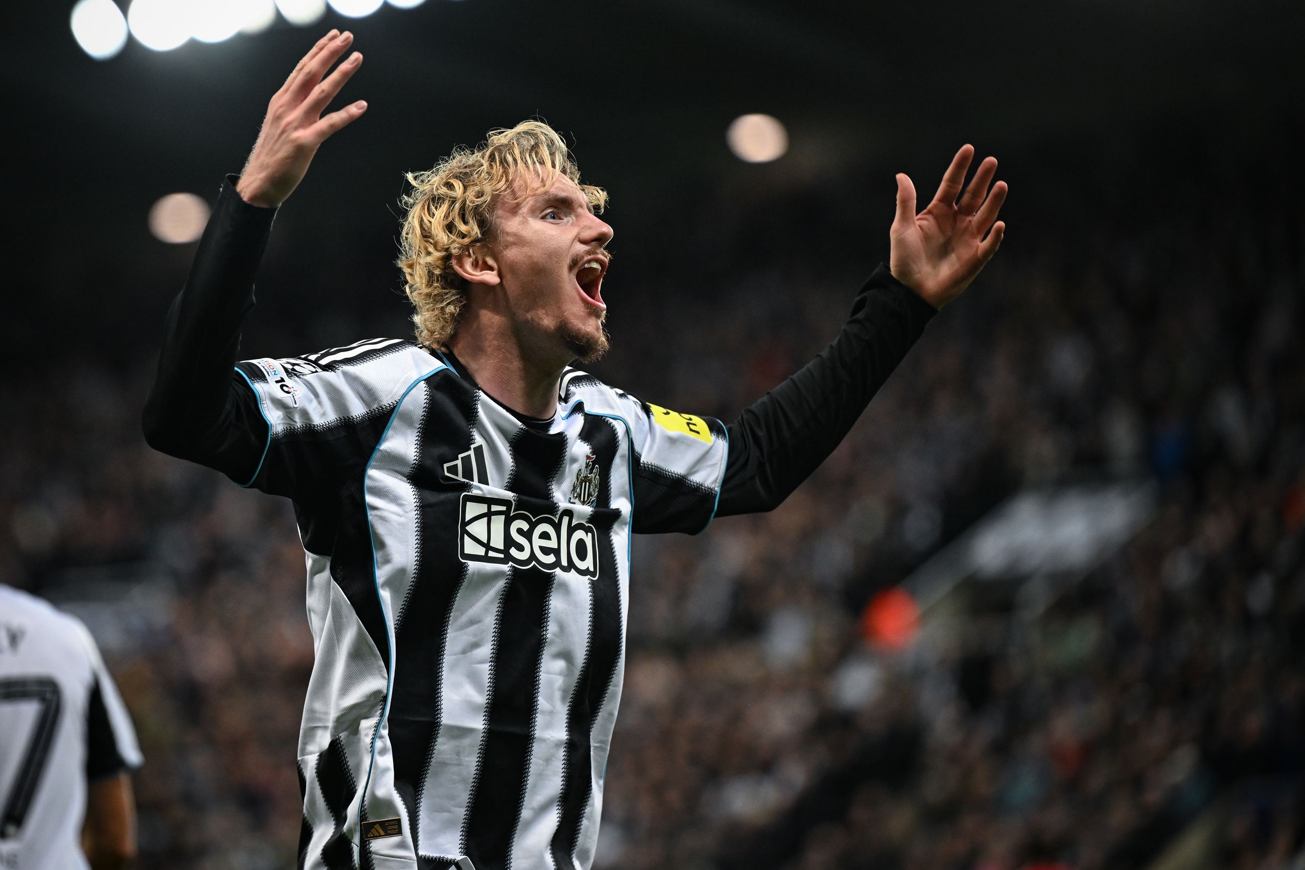 Why Arsenal making a shock Nick Woltemade move makes perfect sense