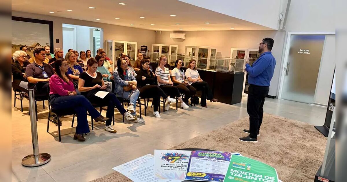 Prefeitura reúne artistas e entidades no 2º Café com Cultura em Ivaiporã