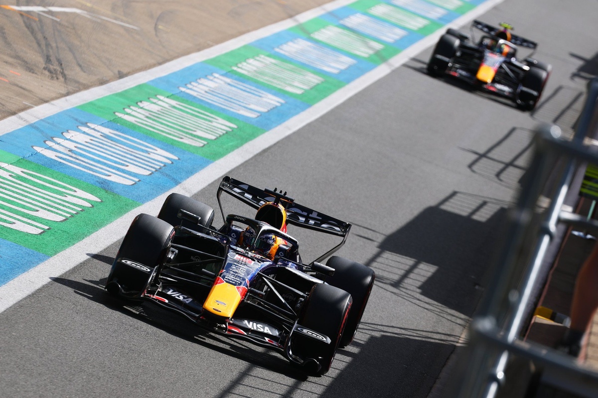 Guenther Steiner praises Red Bull after major Mercedes F1 hire