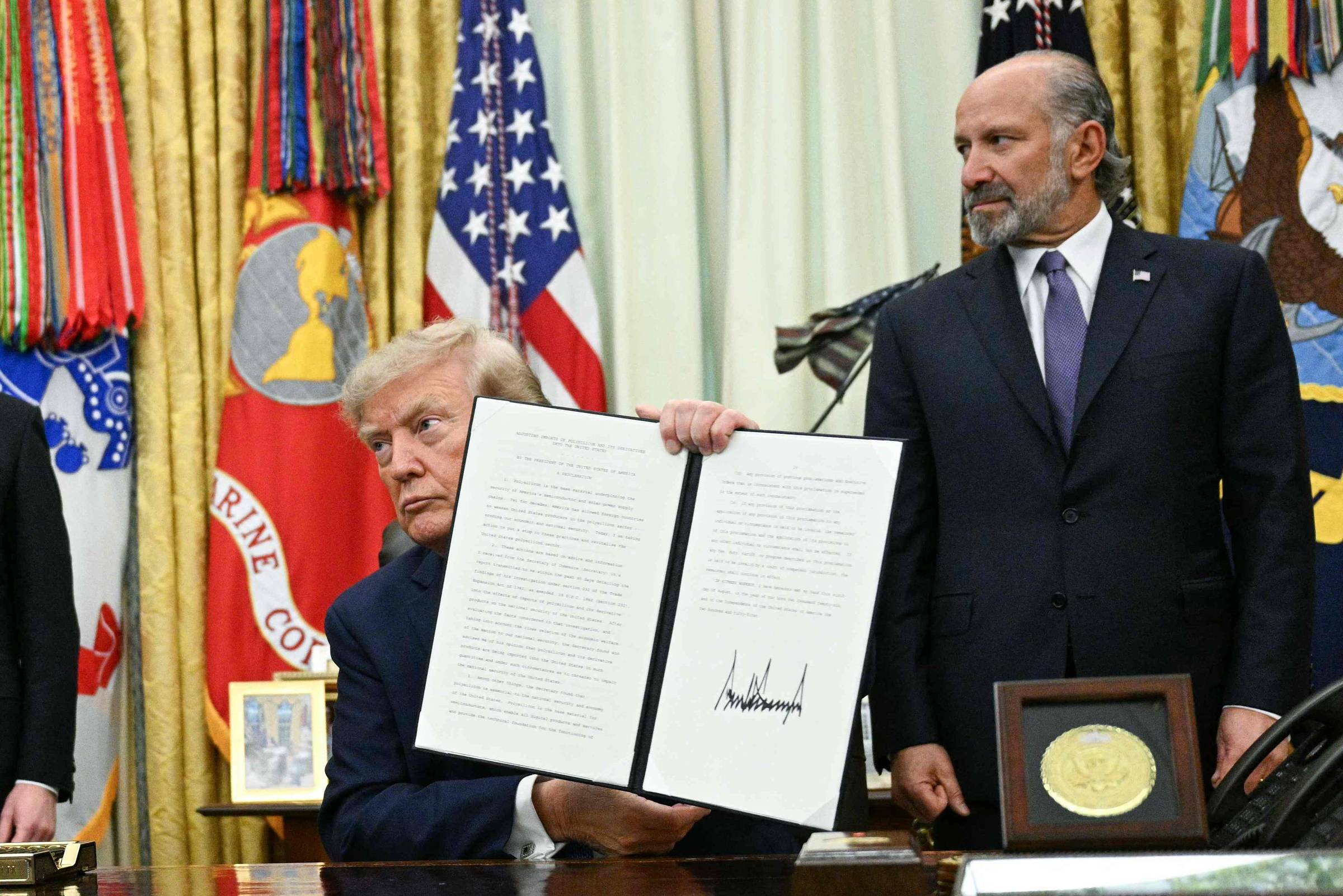 Trump impõe nova tarifa para proteger indústria de chips – 06/08/2026 – Economia