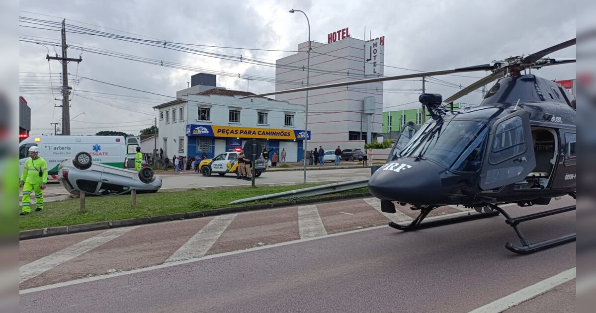 Pedestres ficam gravemente feridos ao serem atropelados na BR-116 no PR