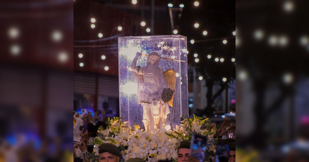 Carreata com imagem de São Miguel Arcanjo percorre Apucarana nesta segunda (10)