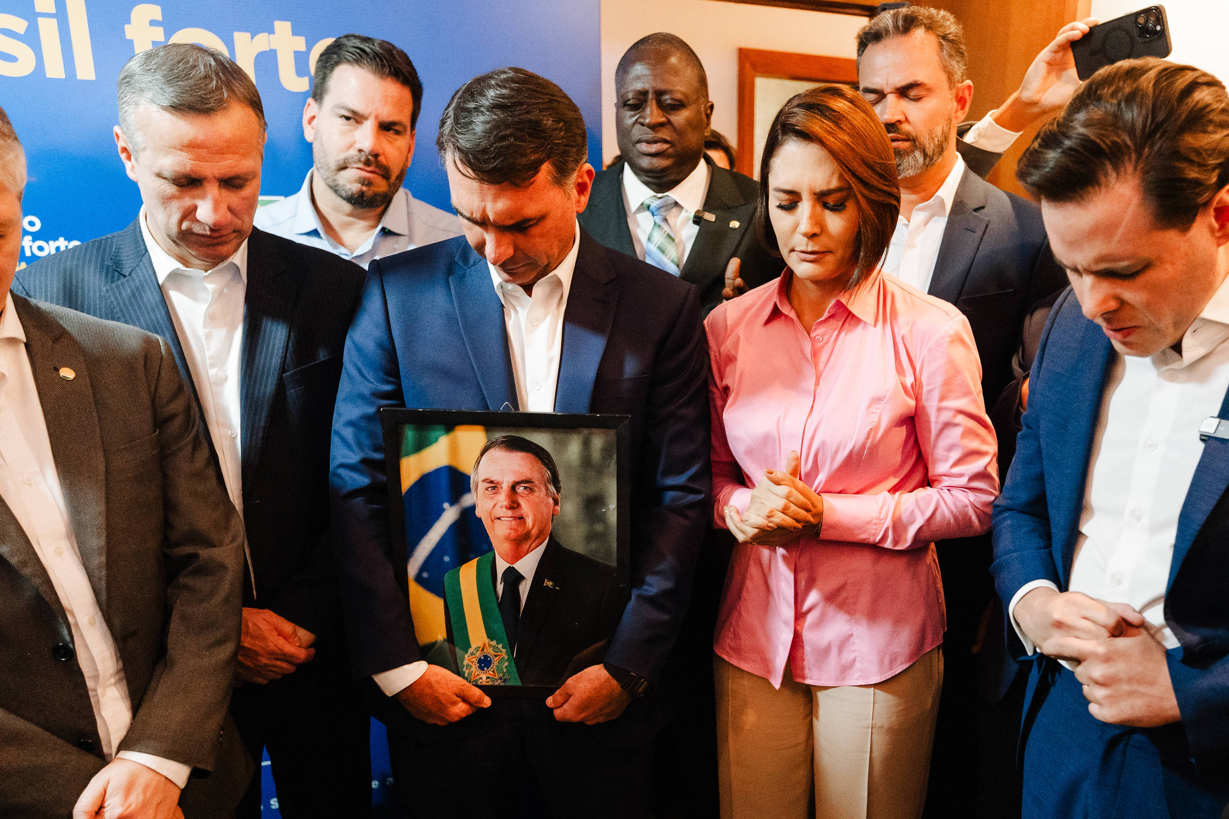 Michelle Bolsonaro expõe feridas ao aceitar gravar vídeo – 11/08/2026 – Política
