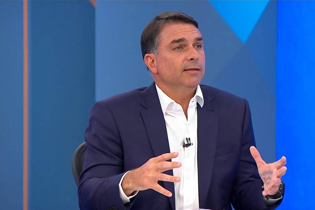 Flávio defende ajuste fiscal sem mexer na aposentadoria – 28/08/2026 – Economia