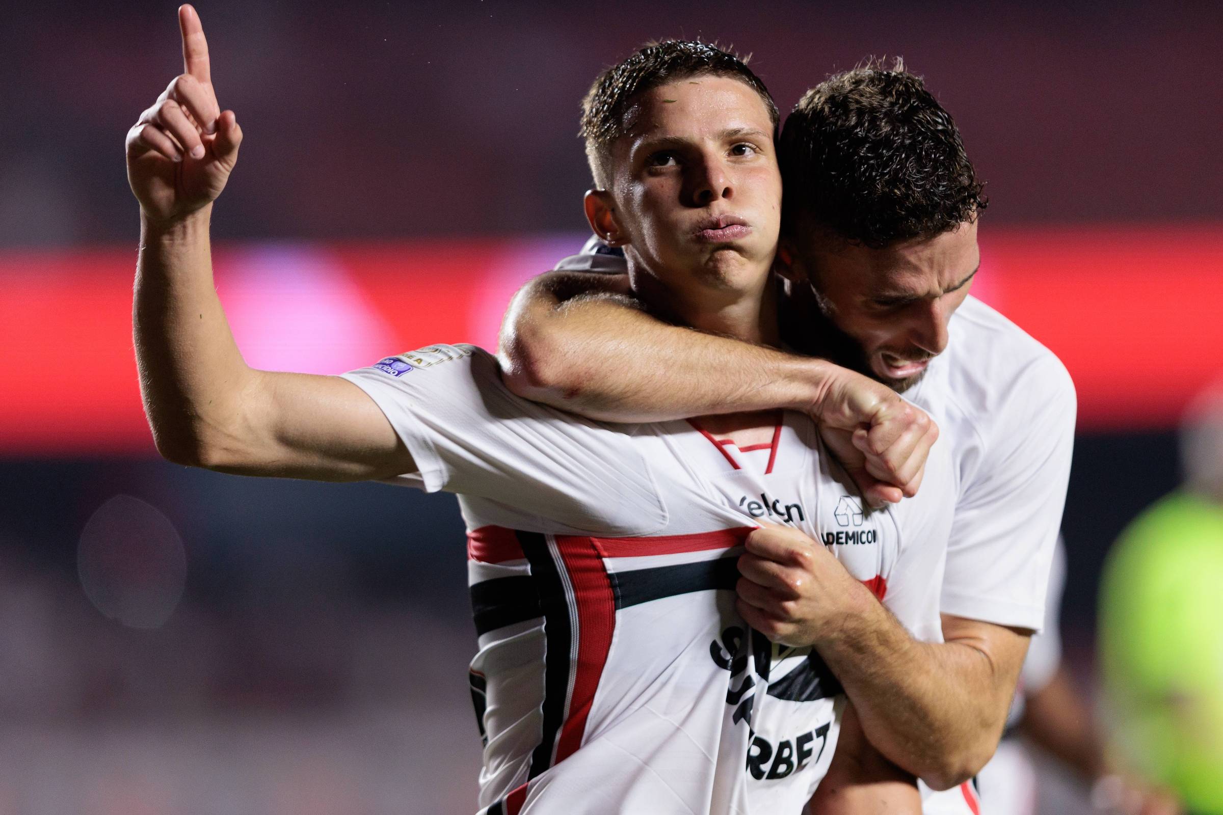São Paulo vence o Bragantino e encerra jejum de 11 jogos – 29/08/2026 – Esporte