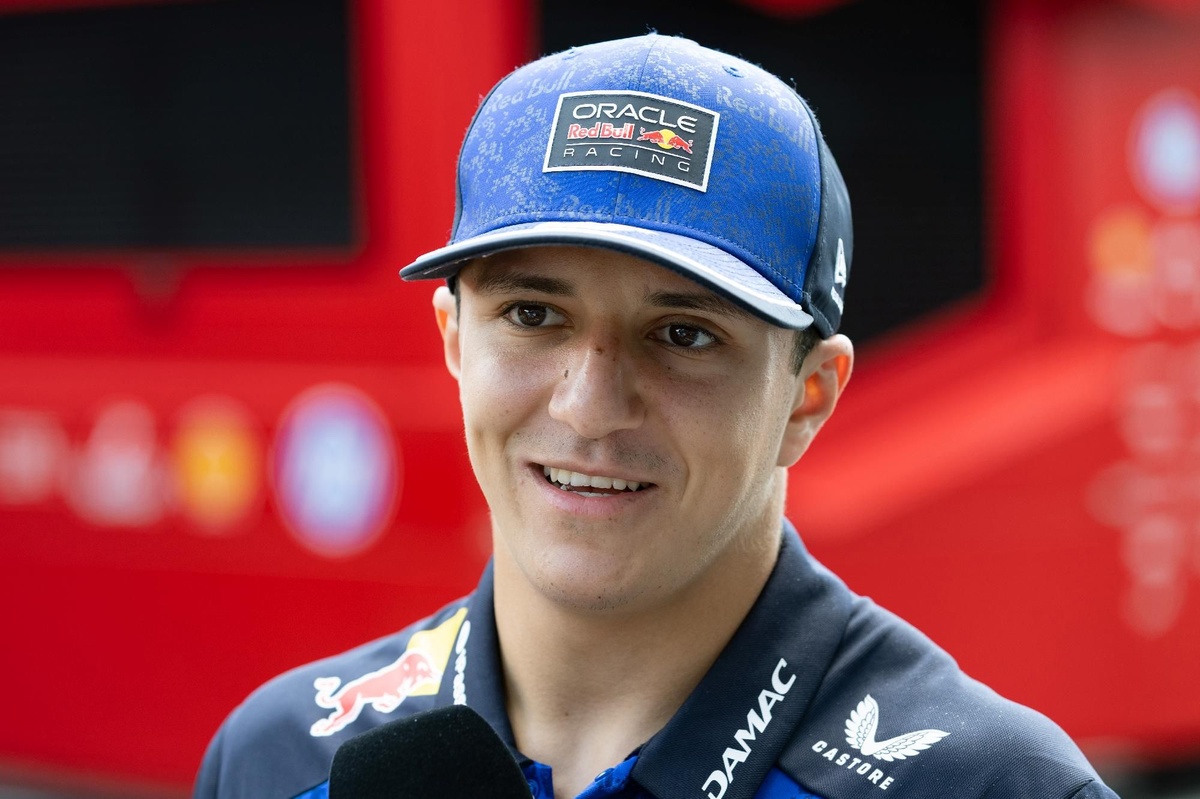 Isack Hadjar explains Red Bull “culture shock” after Racing Bulls move
