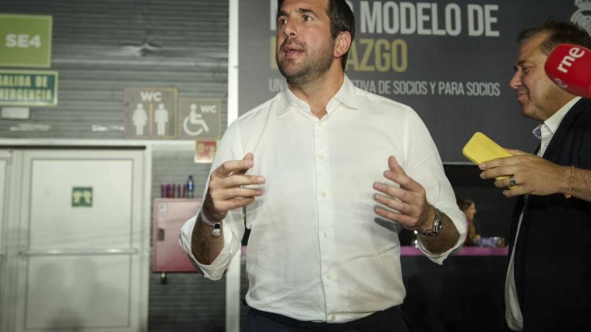 Riquelme pide a Florentino que tome ejemplo de Infantino y rectifique en su idea de privatizar el Madrid