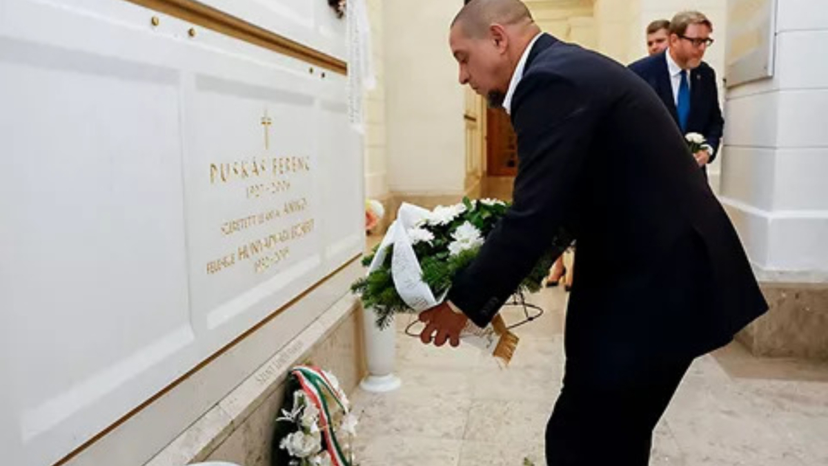 El Real Madrid rinde un sentido homenaje a Puskás