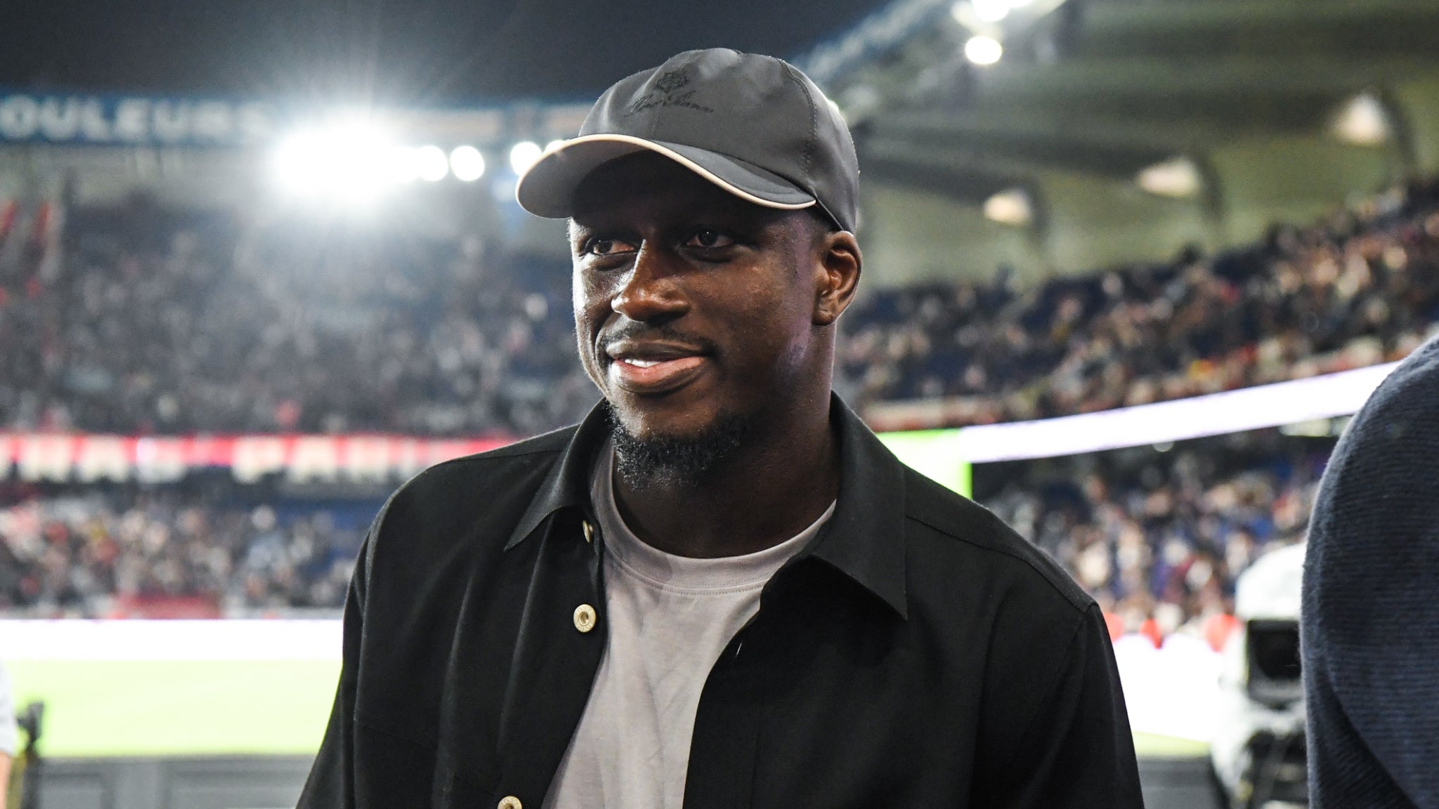 “Elle prenait trop de place dans le placard”, ironise Benjamin Mendy après avoir vendu aux enchères son trophée de la Coupe du monde