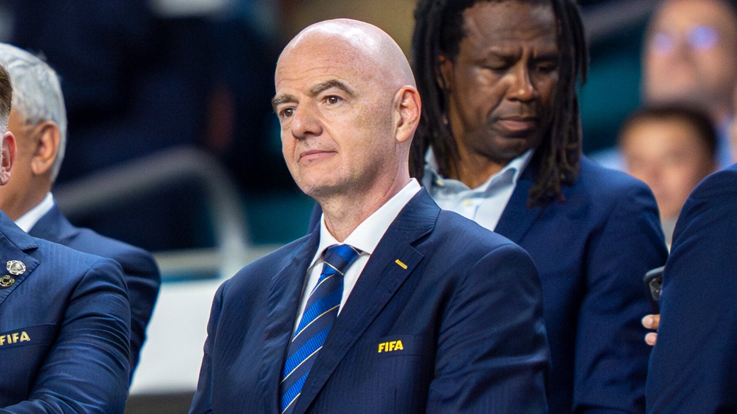 Une importante somme d’argent pour couvrir une liaison supposée avec une employée à l’UEFA? Une nouvelle affaire embarrassante pour Gianni Infantino
