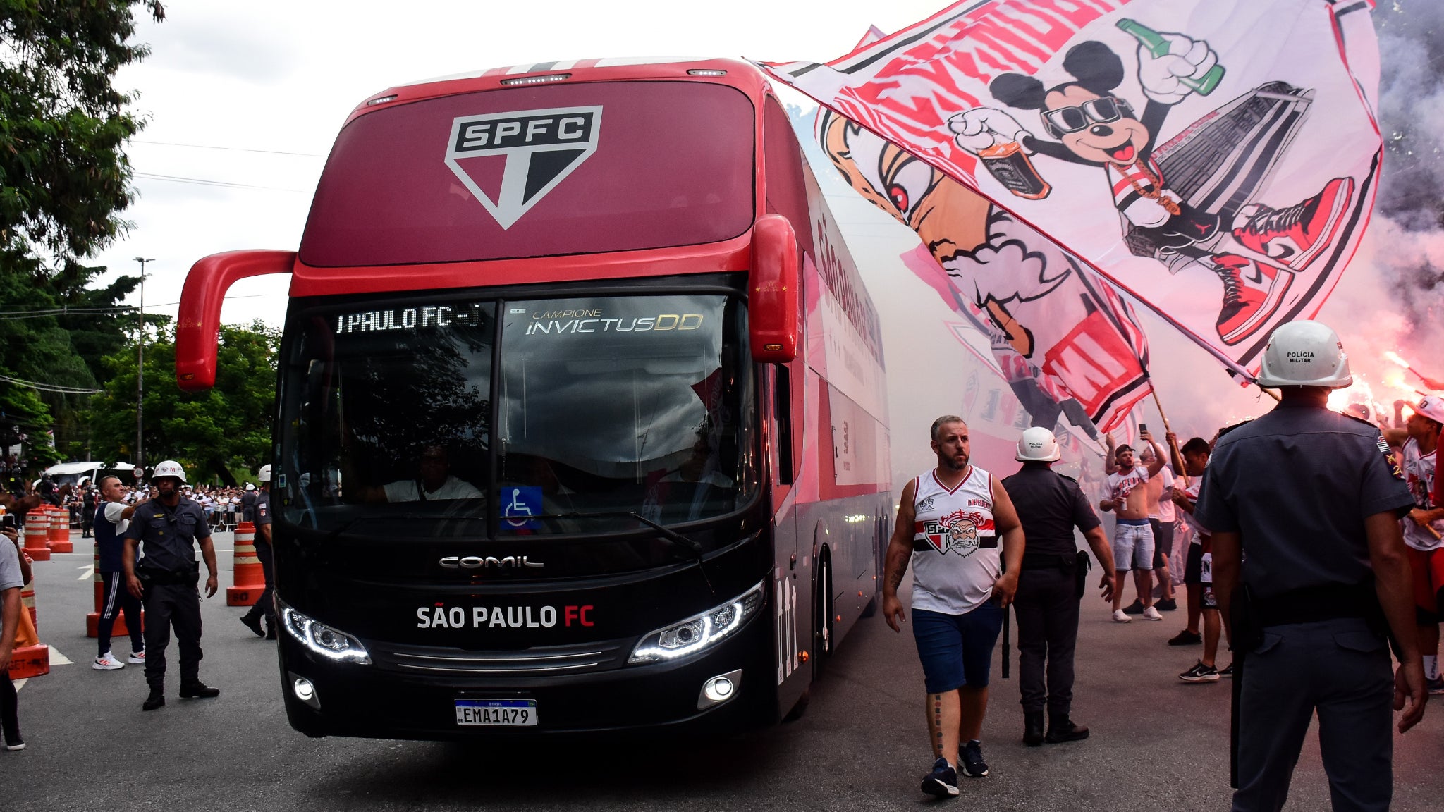 86 kilos de marijuane retrouvés en Bolivie dans un bus aux couleurs du Sao Paulo FC