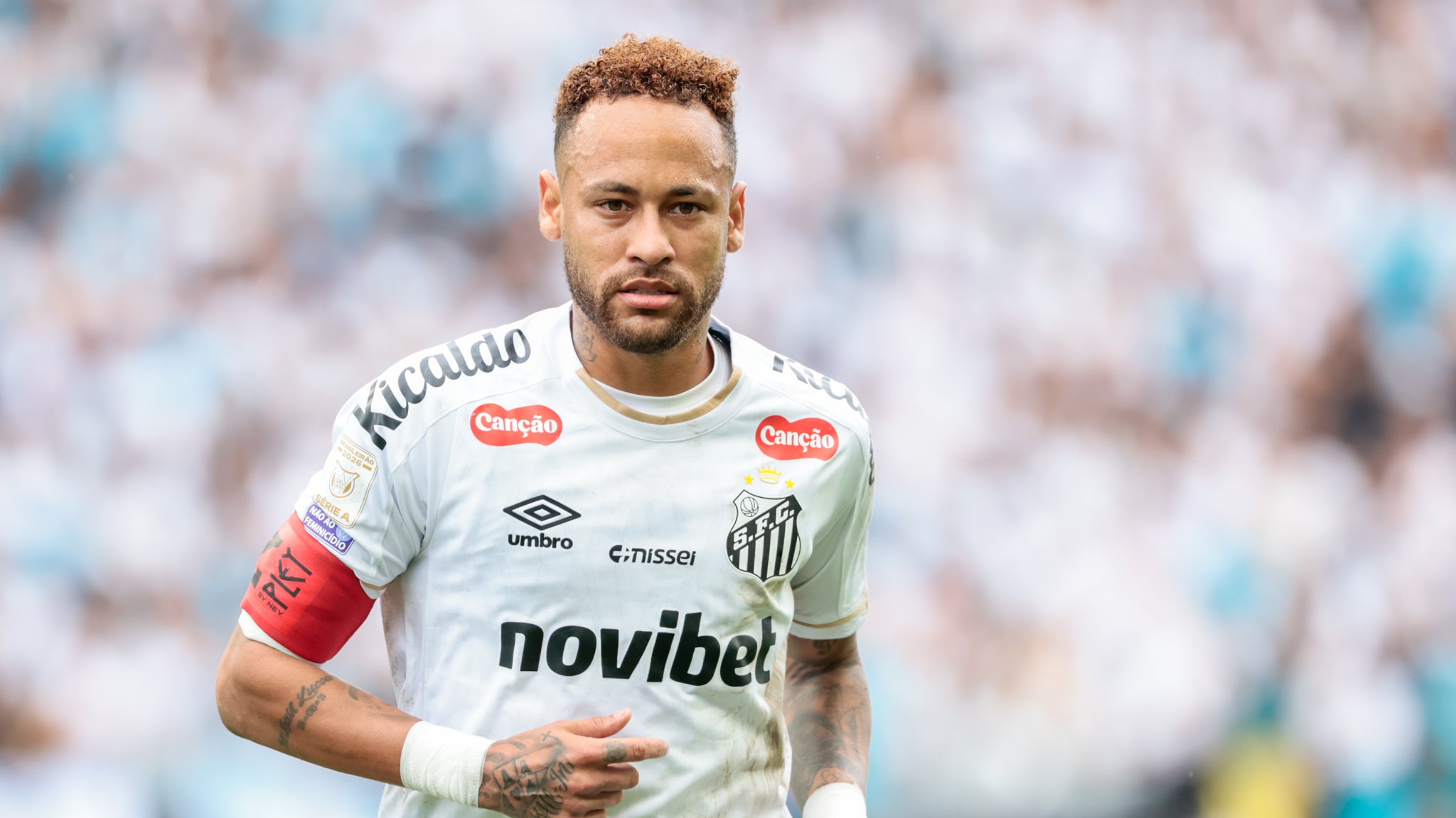 Neymar botte en touche sur sa retraite, son père écarte tout arrêt