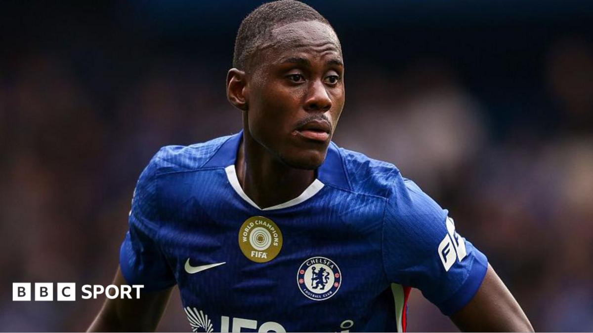 Trevoh Chalobah: Como sign defender from Chelsea in £30m deal